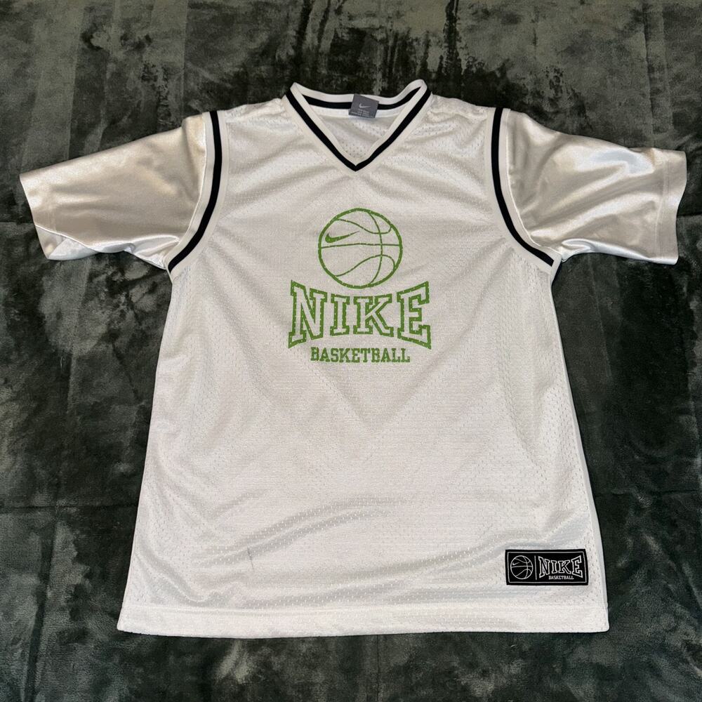 Nike Basketball Jersey Youth Large 14-16 White‎ V-Neck Short Sleeve Pullover